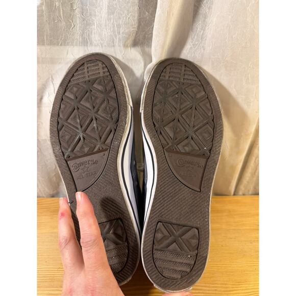 Converse Chuck Taylor All Star Gray Mid Top Sneakers Women’s 9 - Picture 5 of 7